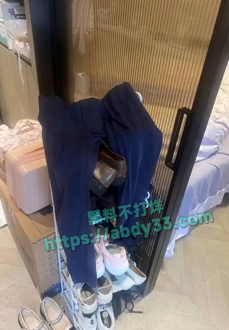 小红书女员工梁凰荣89