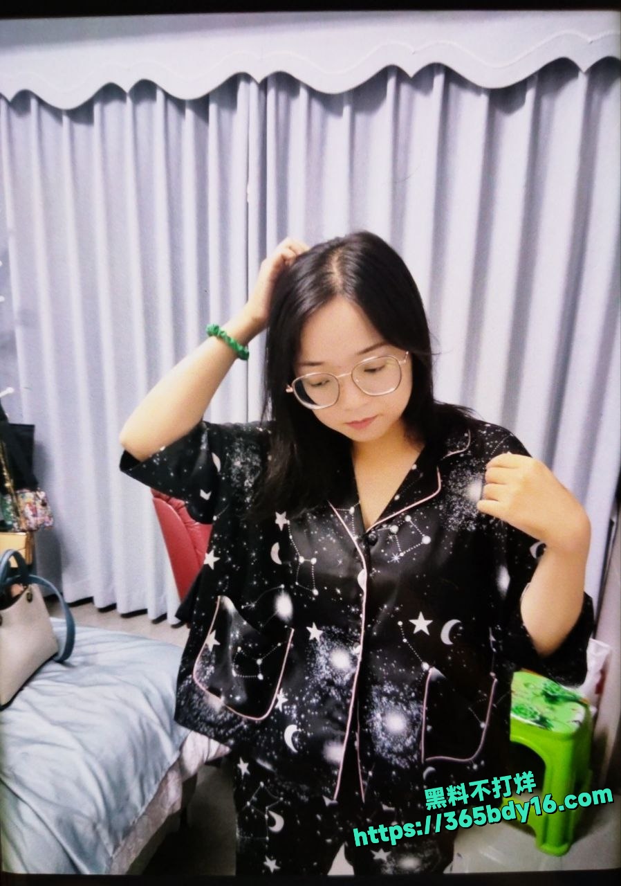 重庆夫妻约单男操一整晚 2