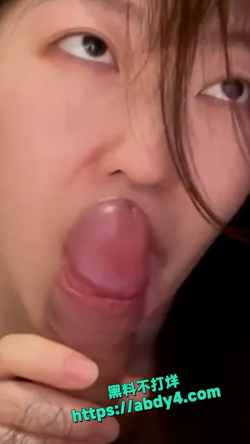 超反差20岁大学生谢芸熙 1