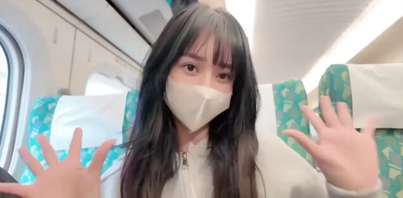 口交把自己吃哭了！这台湾腔叫床太诱惑了 听声音就想射！