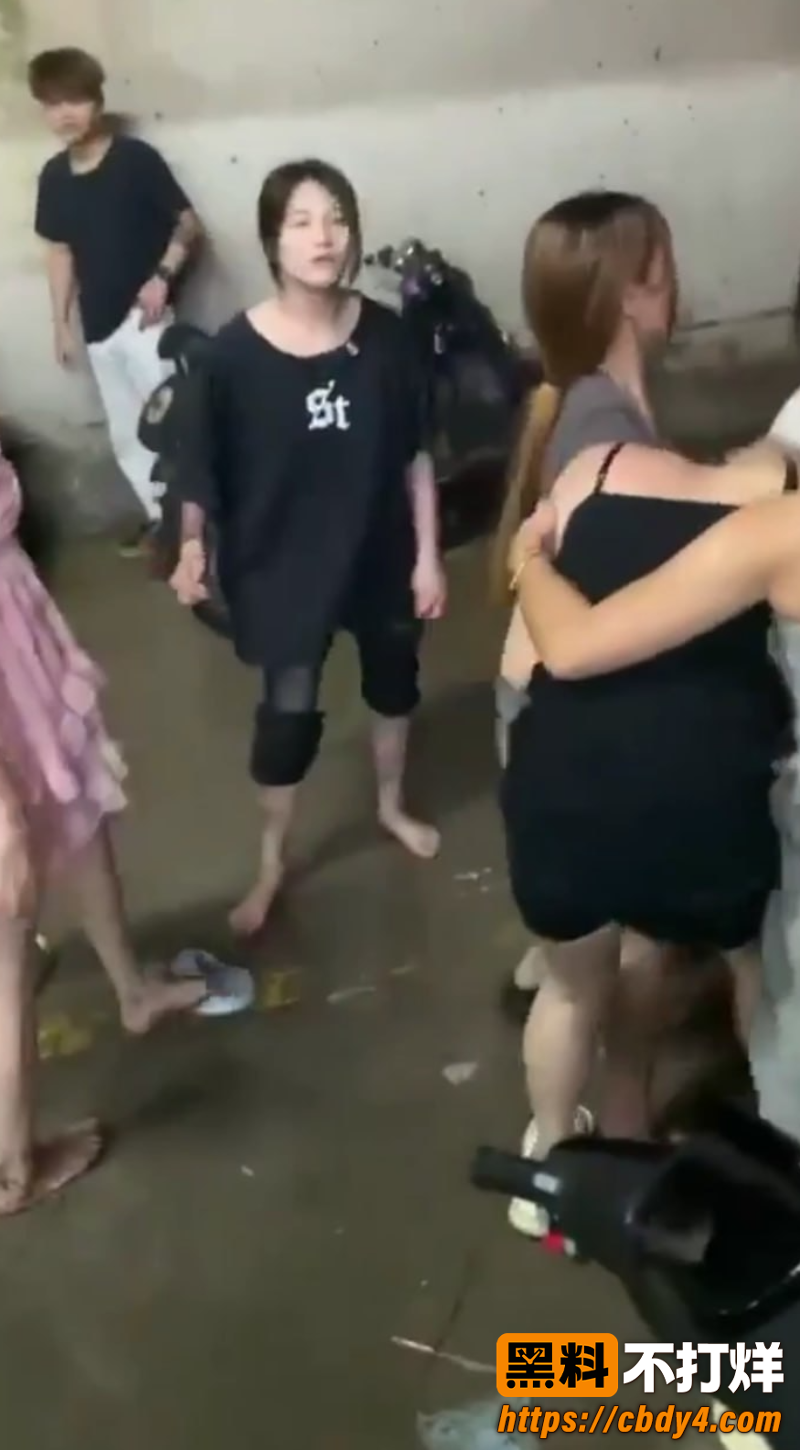 精神小妹干架 5