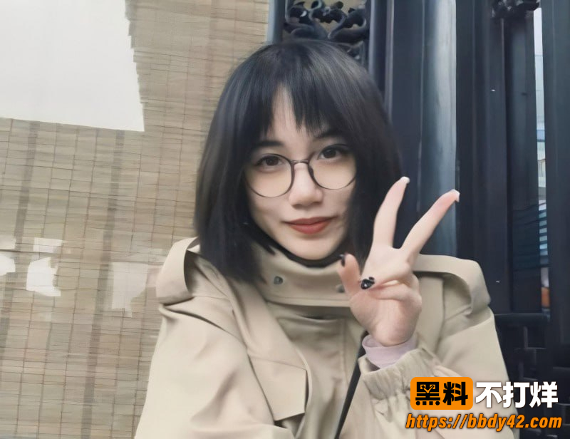 中德混血网红亚波伦被曝睡粉7
