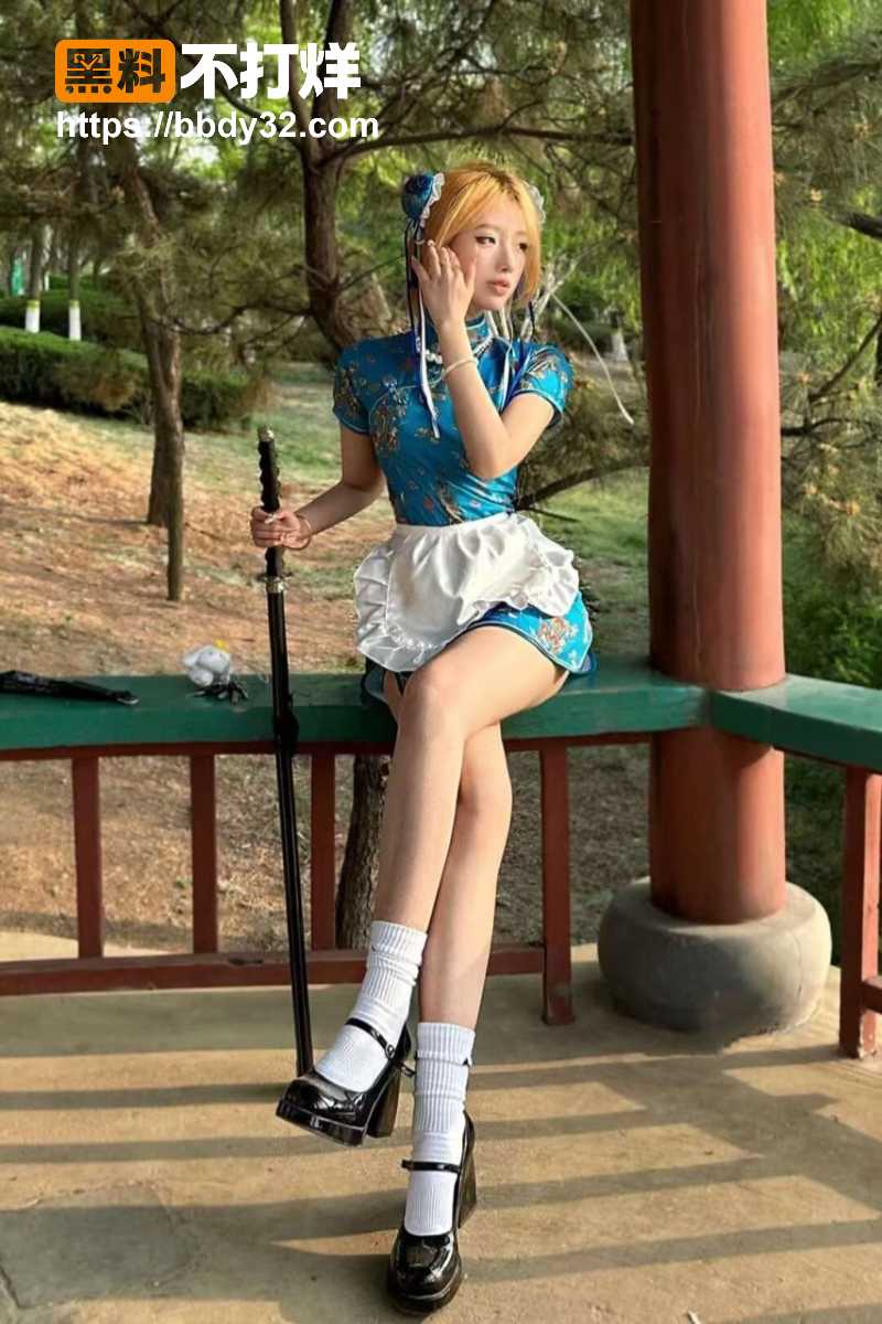 黄毛精神小妹出租屋情趣5