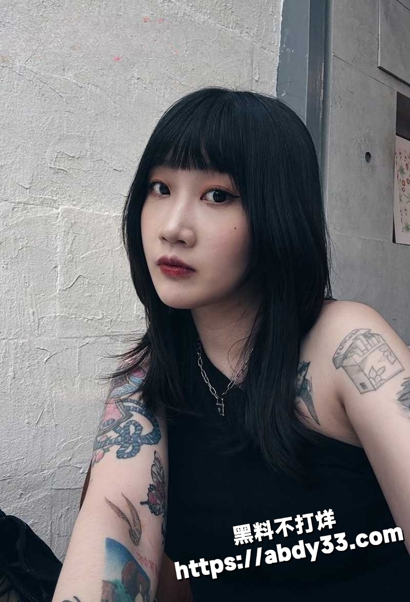 反差网红柔柔和男友私拍流出 2
