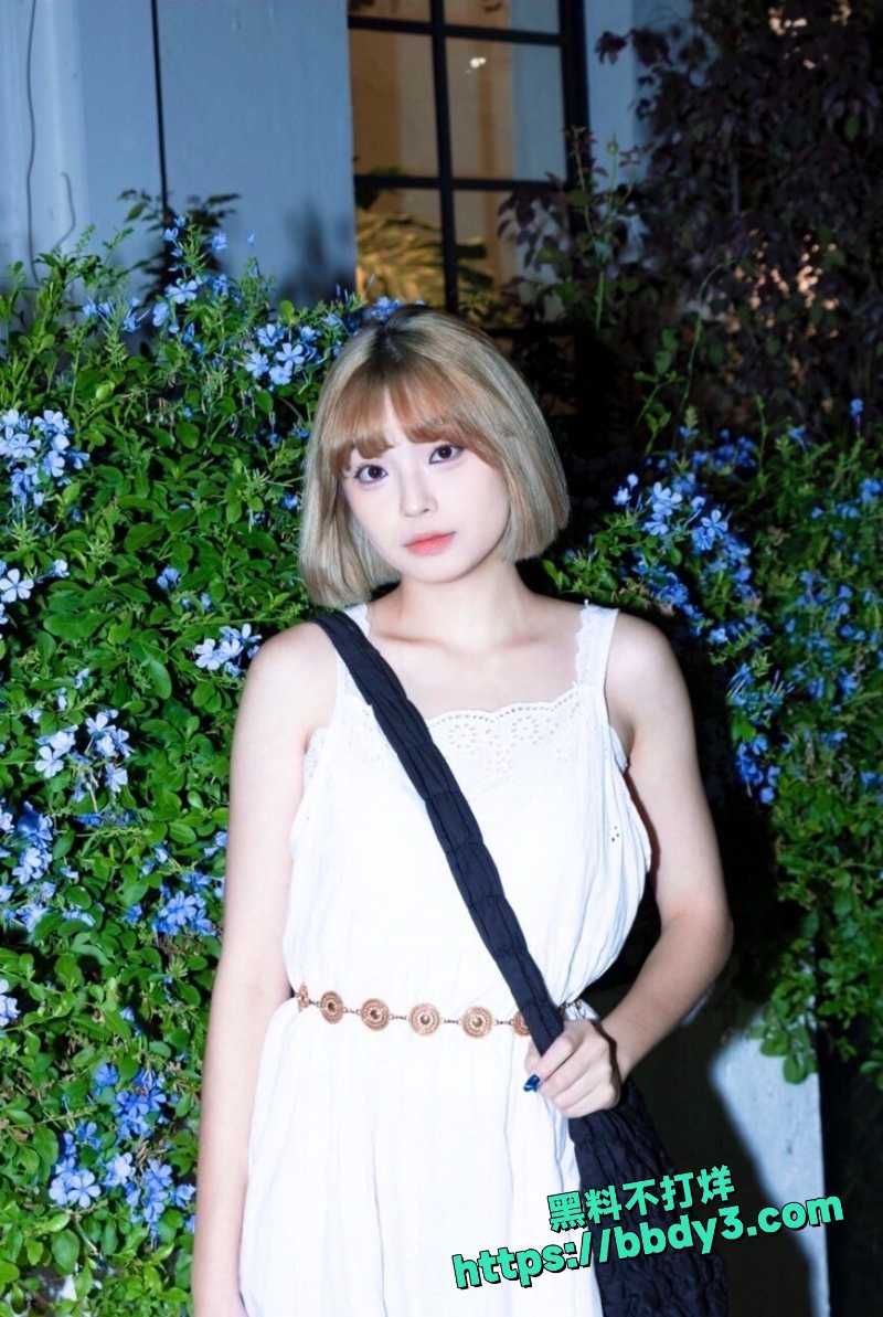 短发网美 6