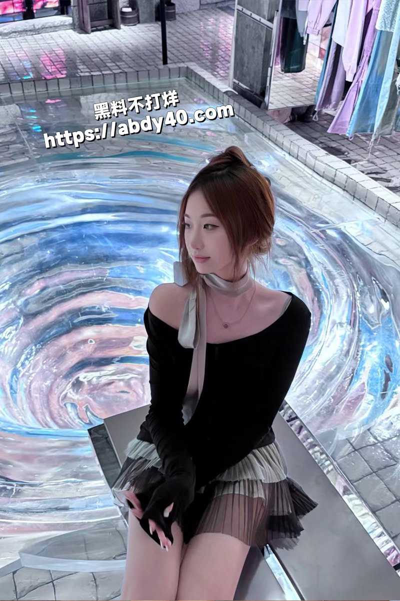 河南反差小妹 周沐卉.jpg5