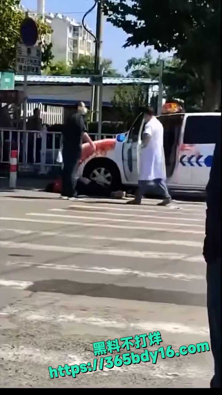 城管与小商贩 1