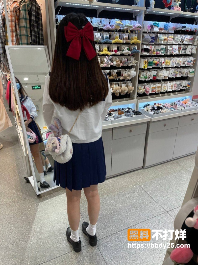 某三甲医院极品反差婊护士吴新园86