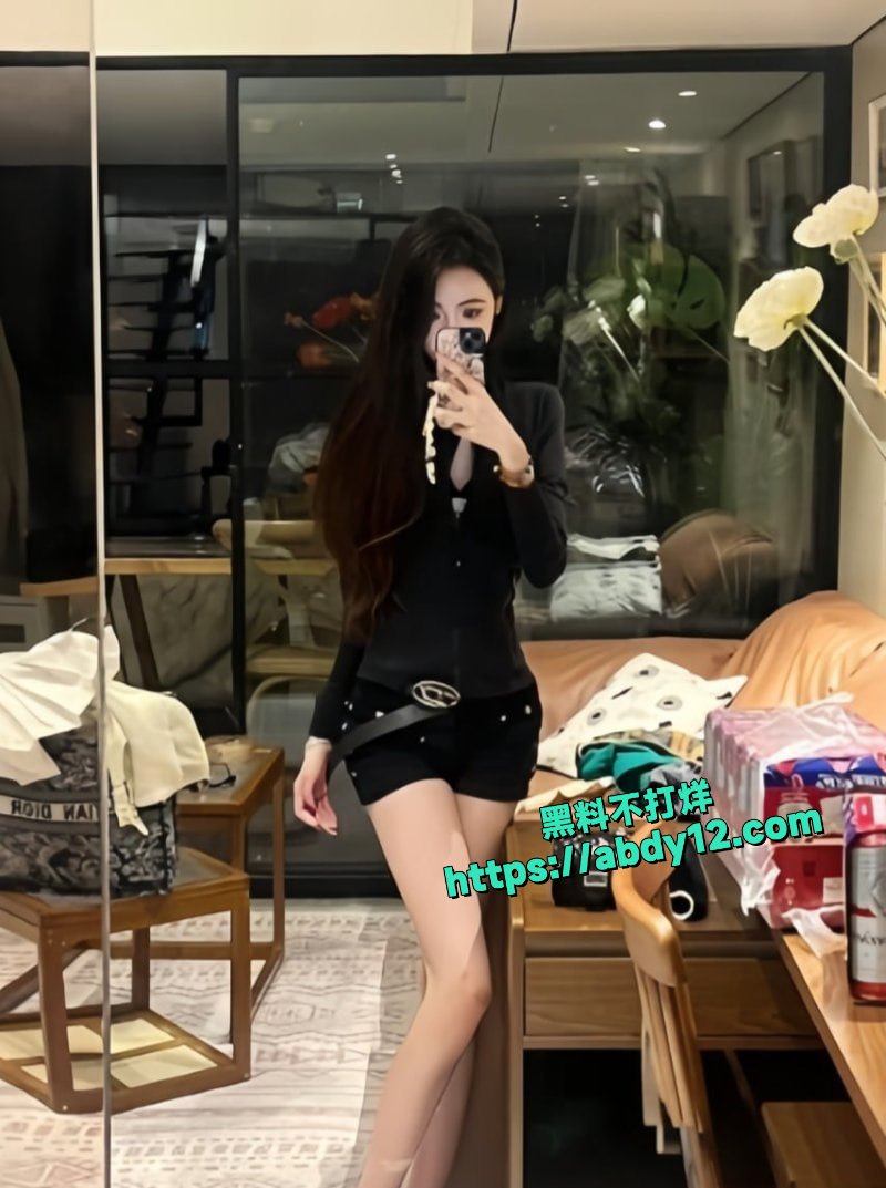抖音百万御姐网红ongtt1