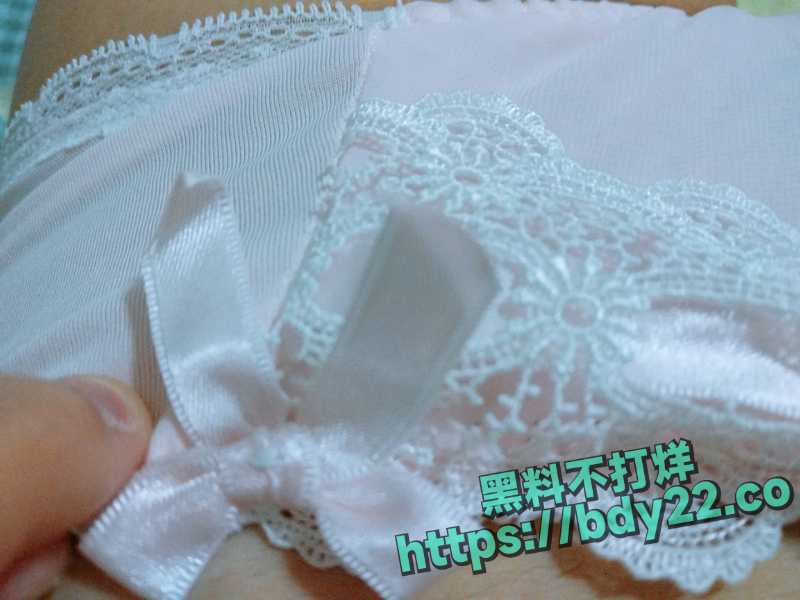 易梦雯5.jpg