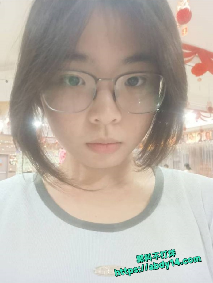 江苏盐城清纯学生妹周欣怡3