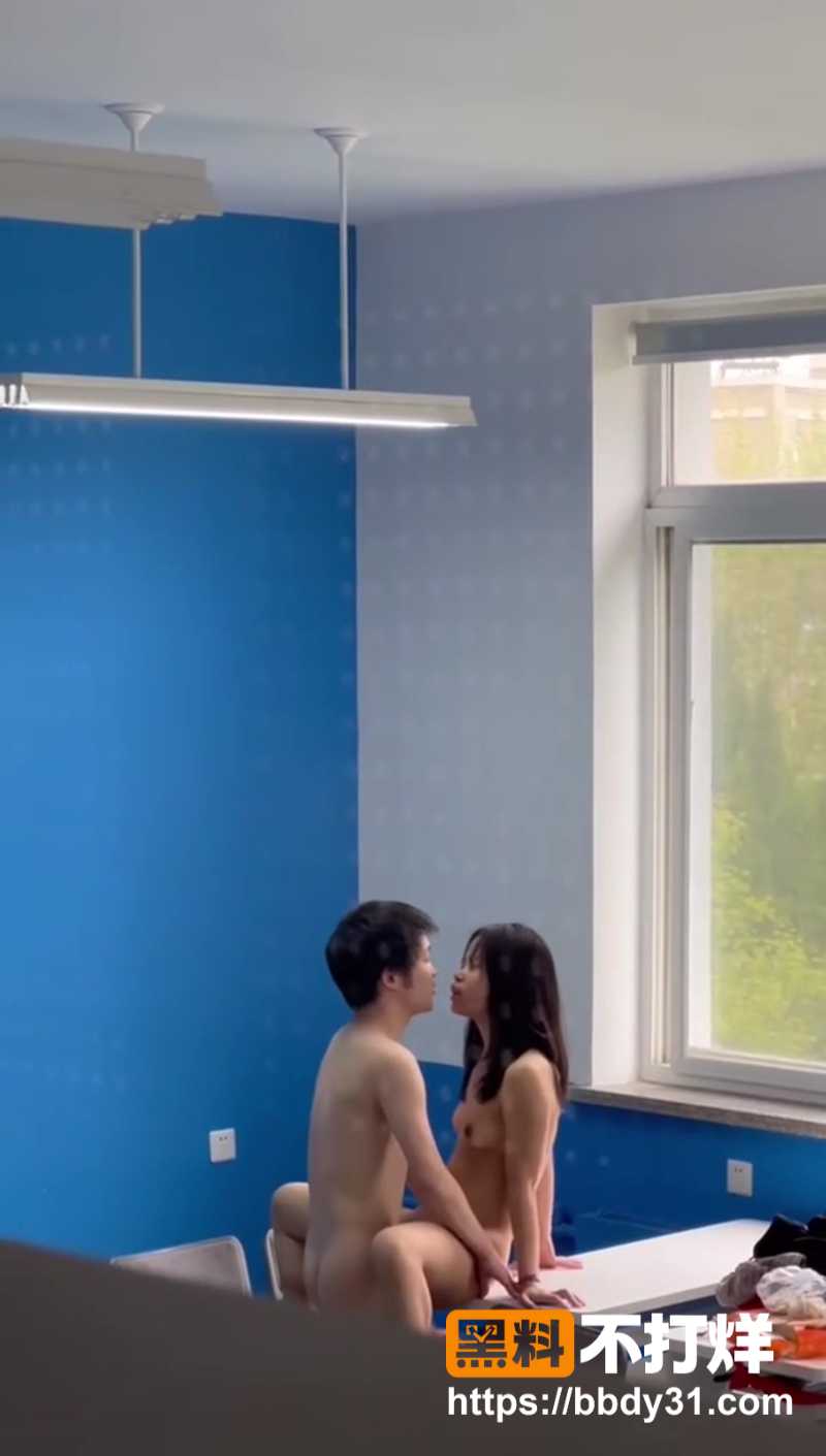 教室偷情 激情合集5