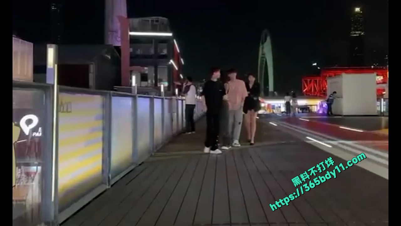 横版模版.00003620.Still025