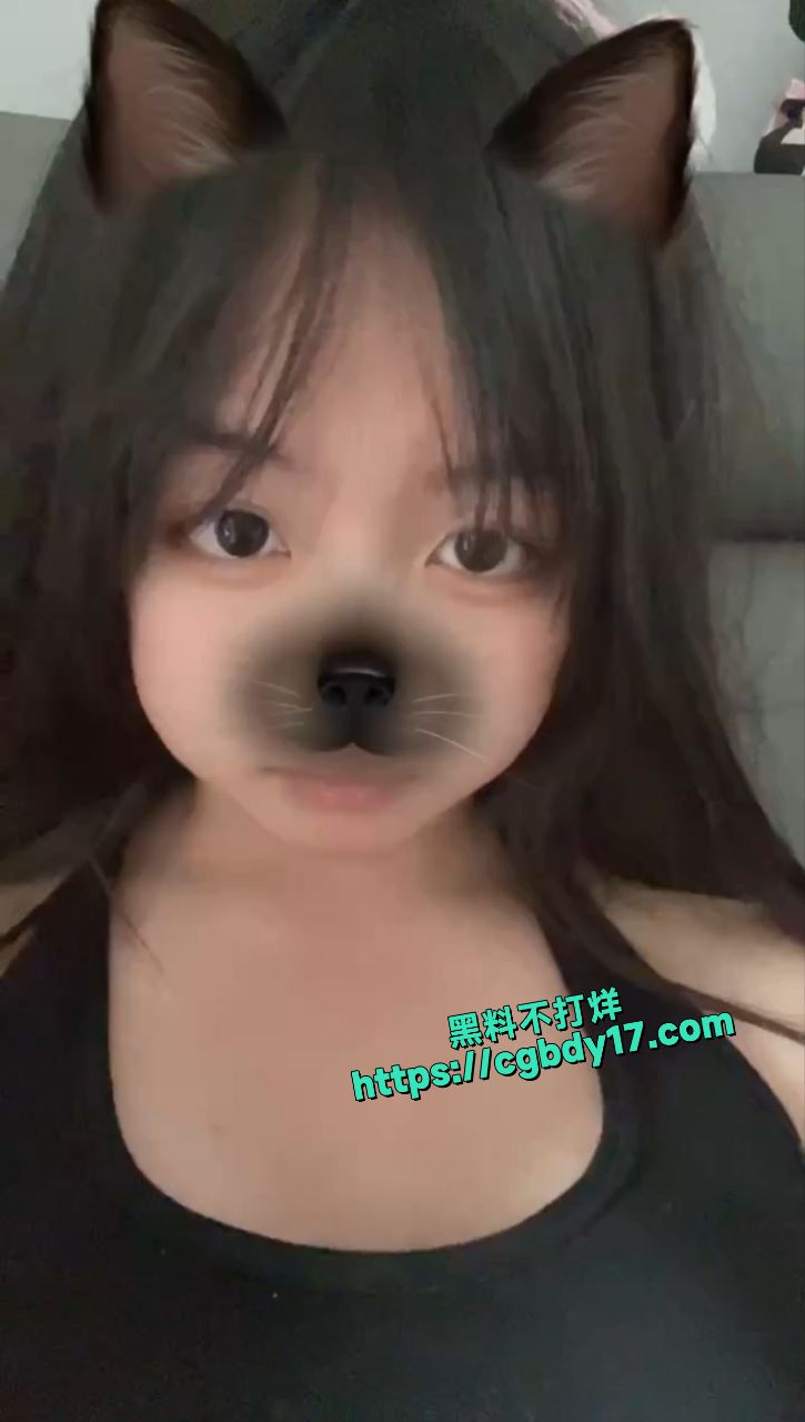 刘怡婷学校里是个好学生乖乖女，网上是个反差母狗7
