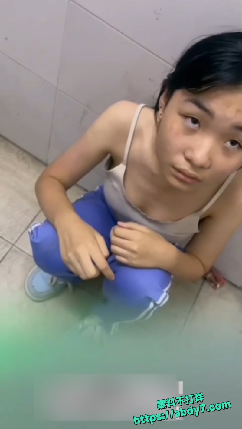 江西某中学女厕所霸凌事件6
