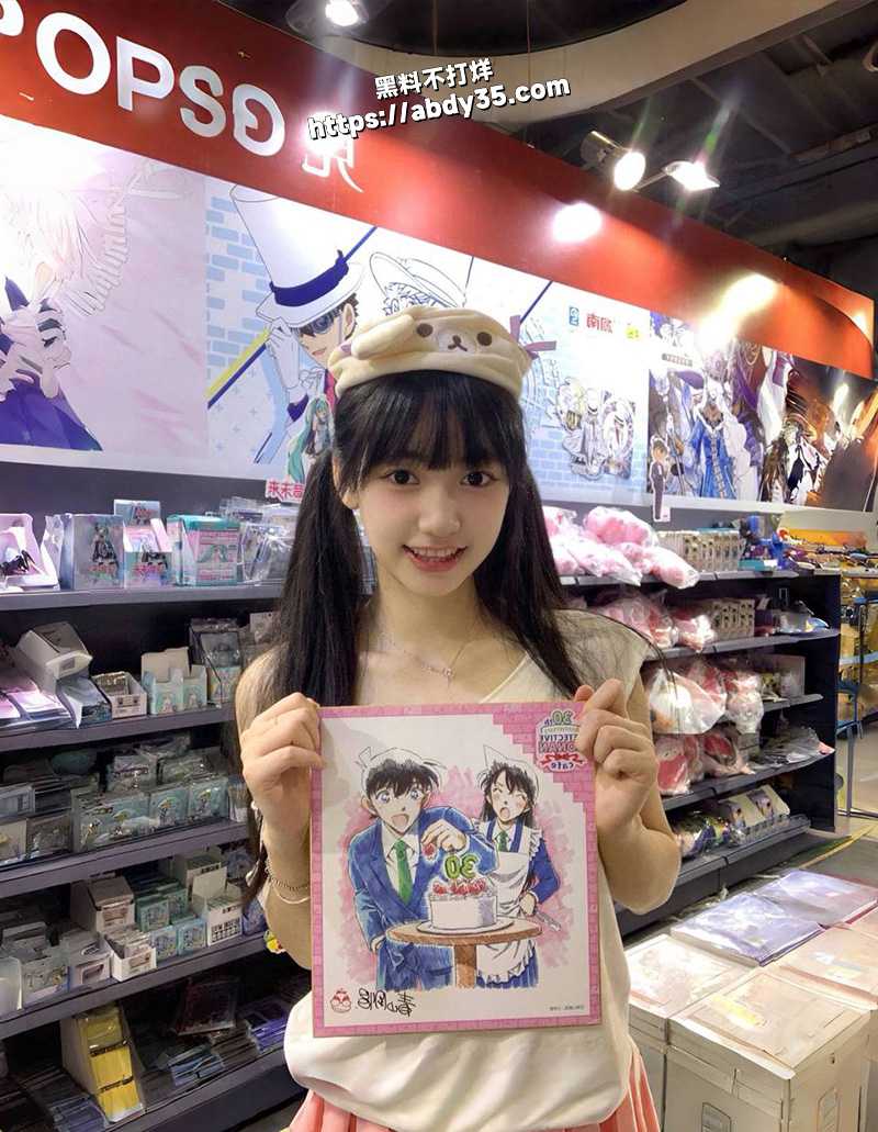 手机保存其他女生照片.jpg2