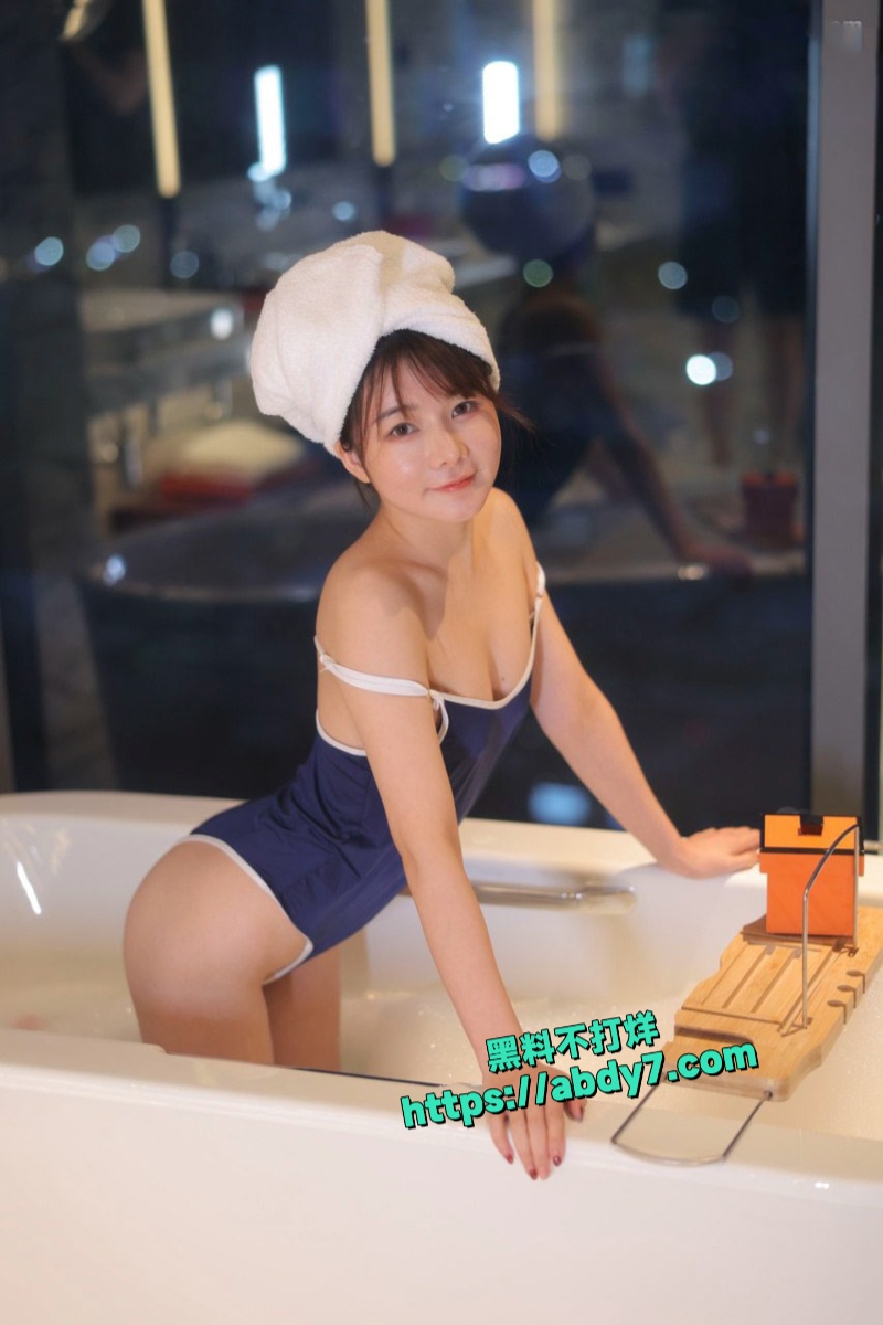 秀人网甜美嫩模绾绾么福利视频 1