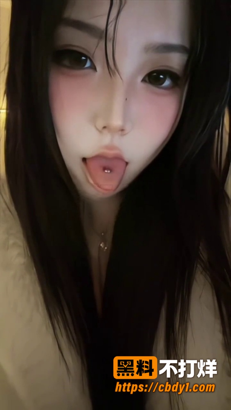 巨乳粉嫩大学生网红 1