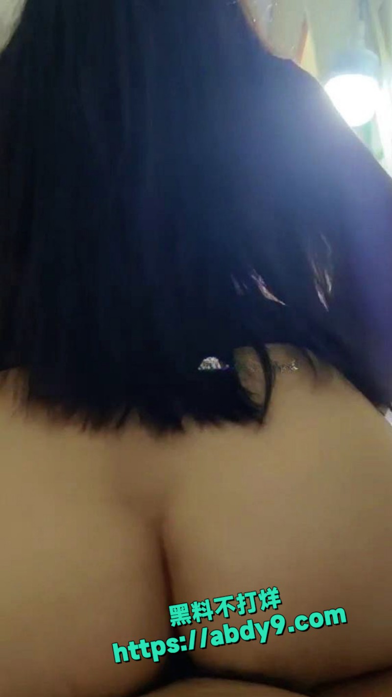 抖音肥臀人妻简单爱彩灵儿 8