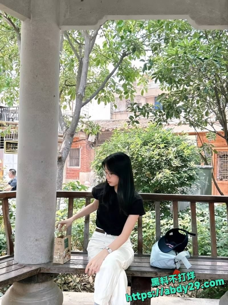 陈梓瑜被包养私拍泄漏 1
