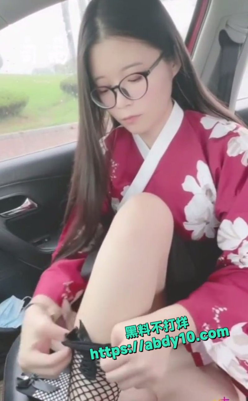 极品网红反差婊学生妹司雨