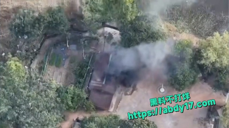 泰柬冲突 泰国军方炮轰柬埔寨 9