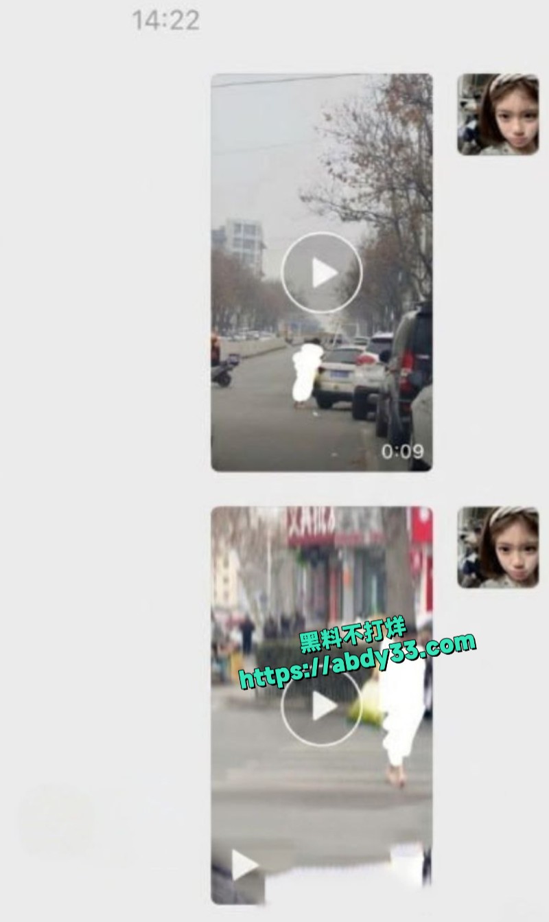 山东临沂费县街头惊现裸男发癫吃瓜1