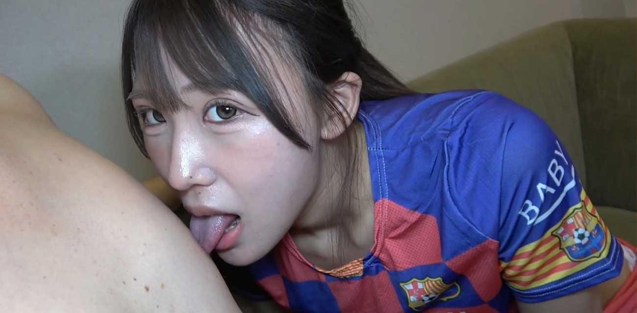 前啦啦队活力美女骑乘位狂野 首次颜射后中出灌满 颜射后入深插 中出释放