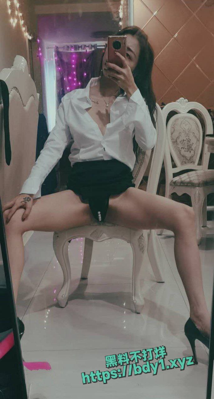 厦门健身教练宋恩慧假借带学员的借口从而钓凯子