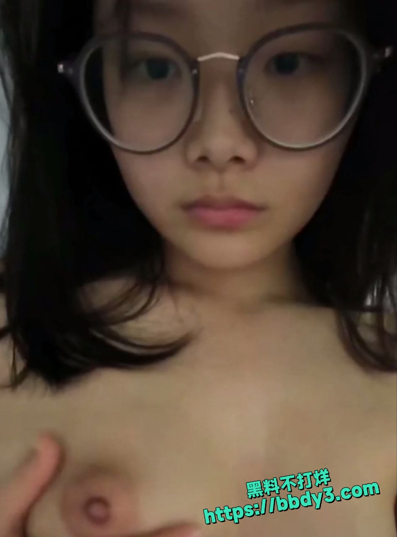 罗依玲 3
