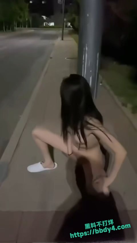 淫水狂喷浪叫求操3