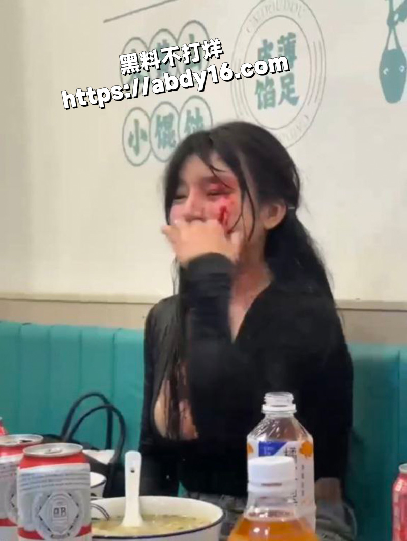 上海财兜兜大黄山小馄饨打架事件6