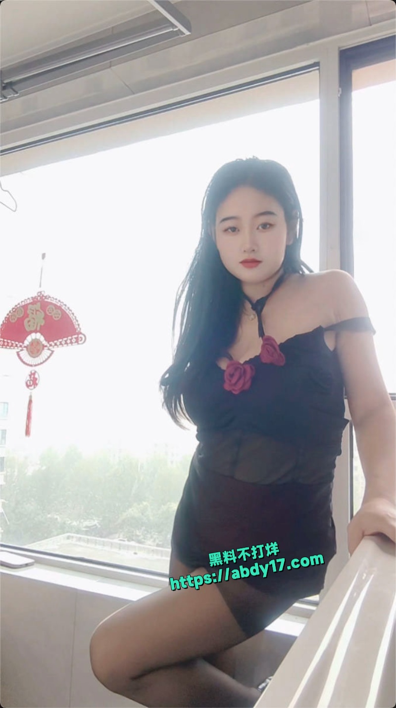 国产巨乳淫妻娍最新福利视频 11