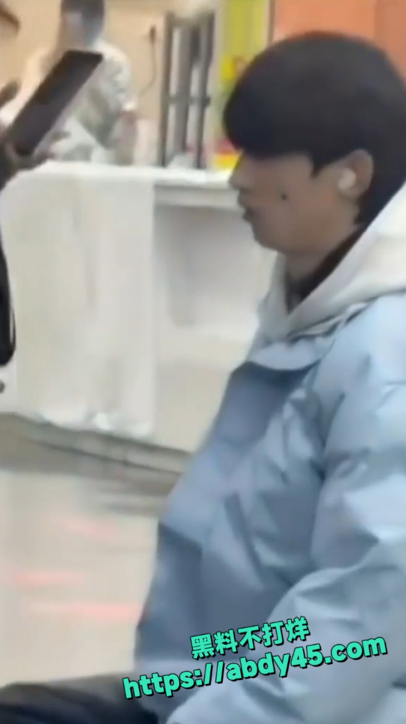 食堂抓包现场太炸裂 7