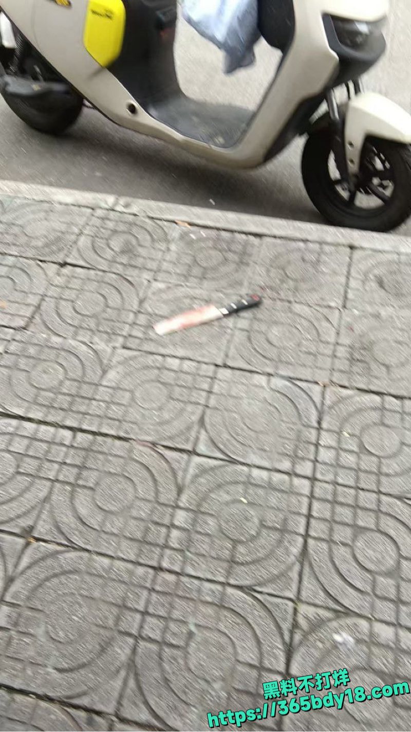 柳北大润发砍人事件2.