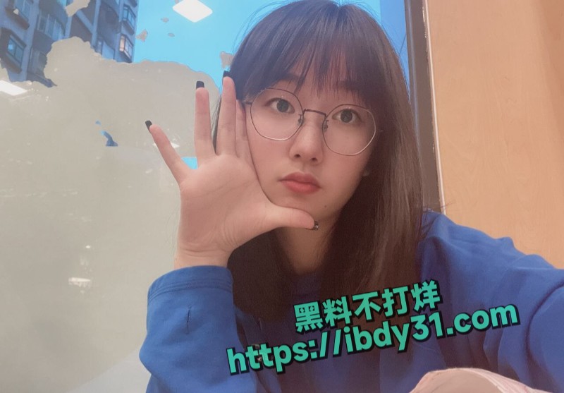 10012.jpg