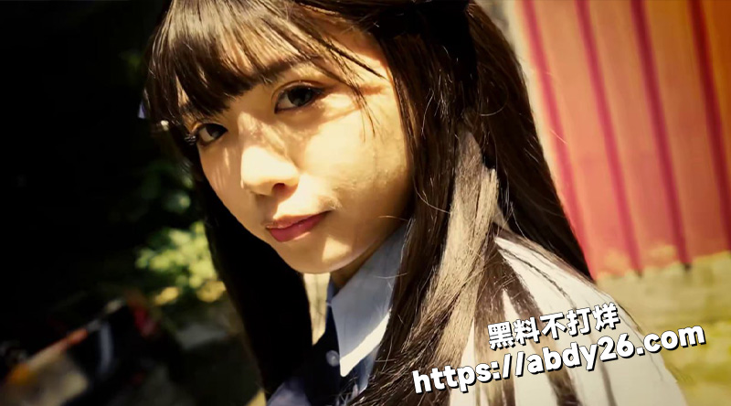 绝色美女温芮欣毕业回乡7