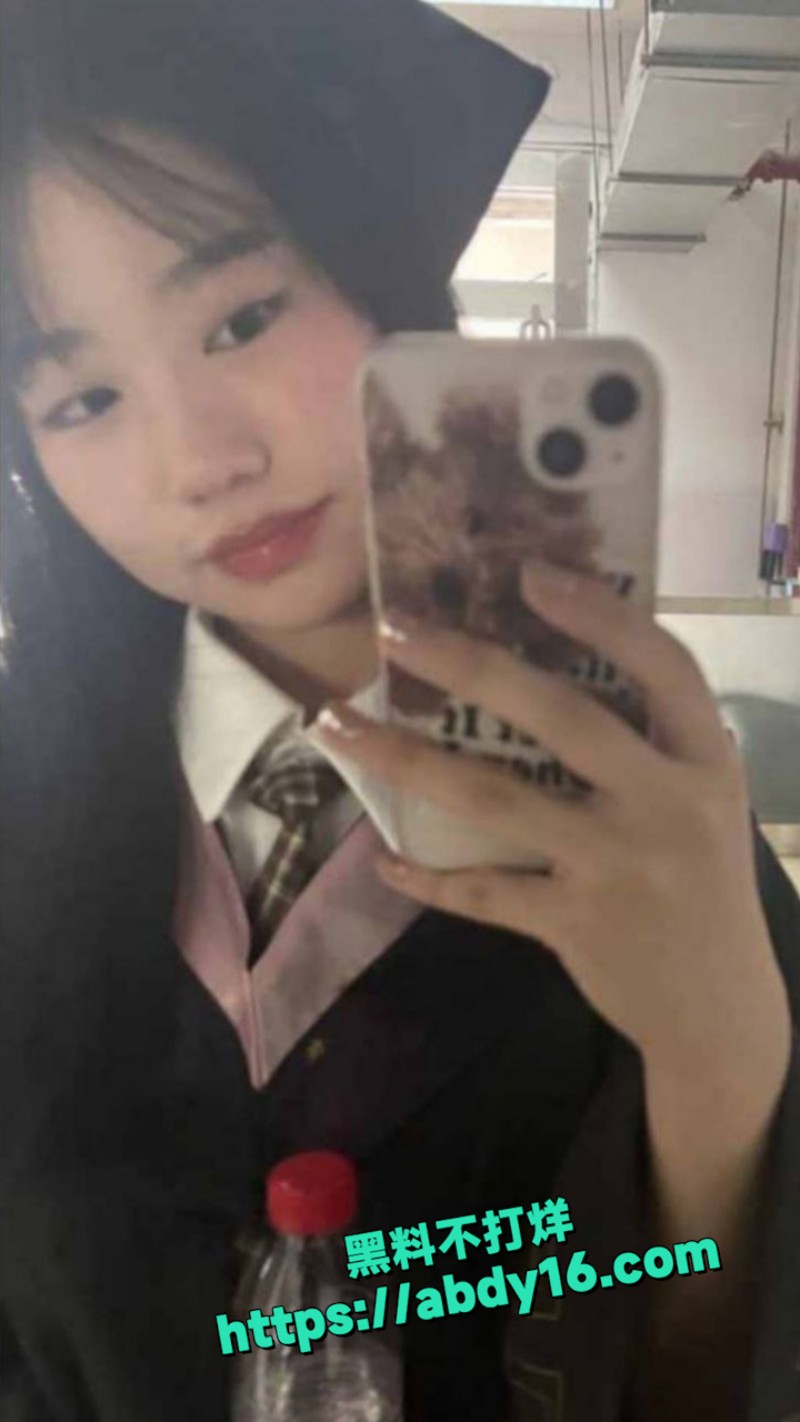 成都铁路技校女大学生 1