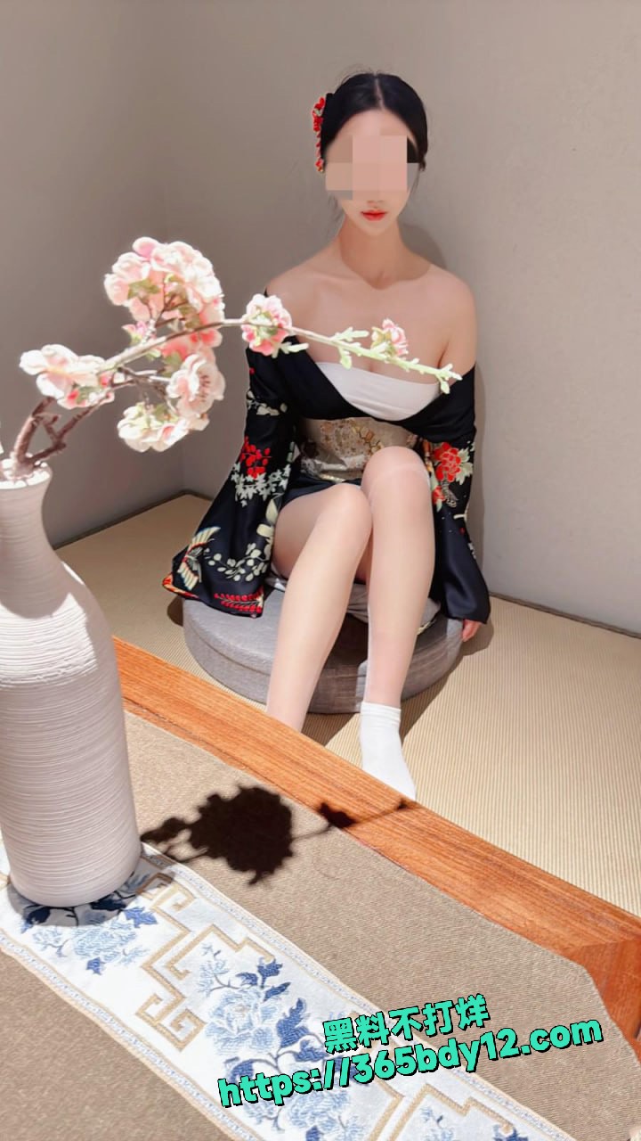 姐弟乱伦先汉服后换和服 8