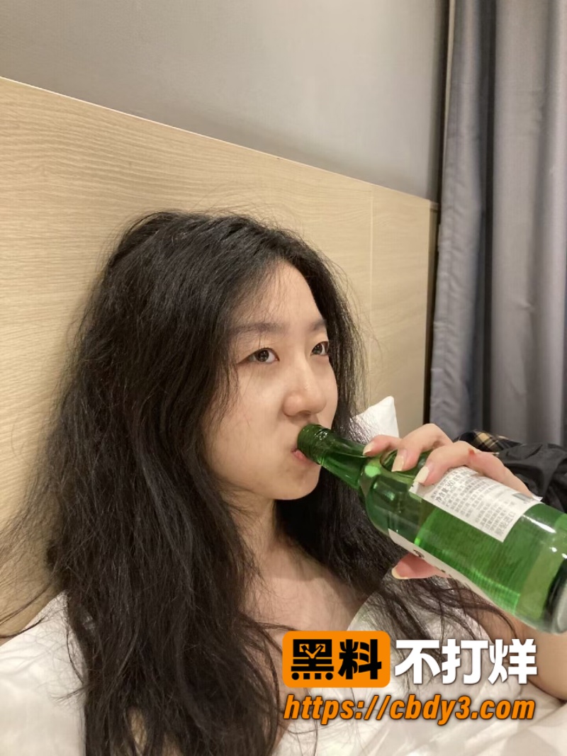 清纯大学生私下被调教 3