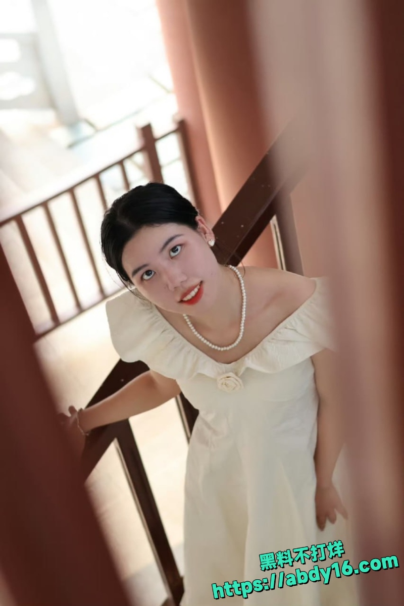 华中科技大学博士刘婷婷性爱视频流出2