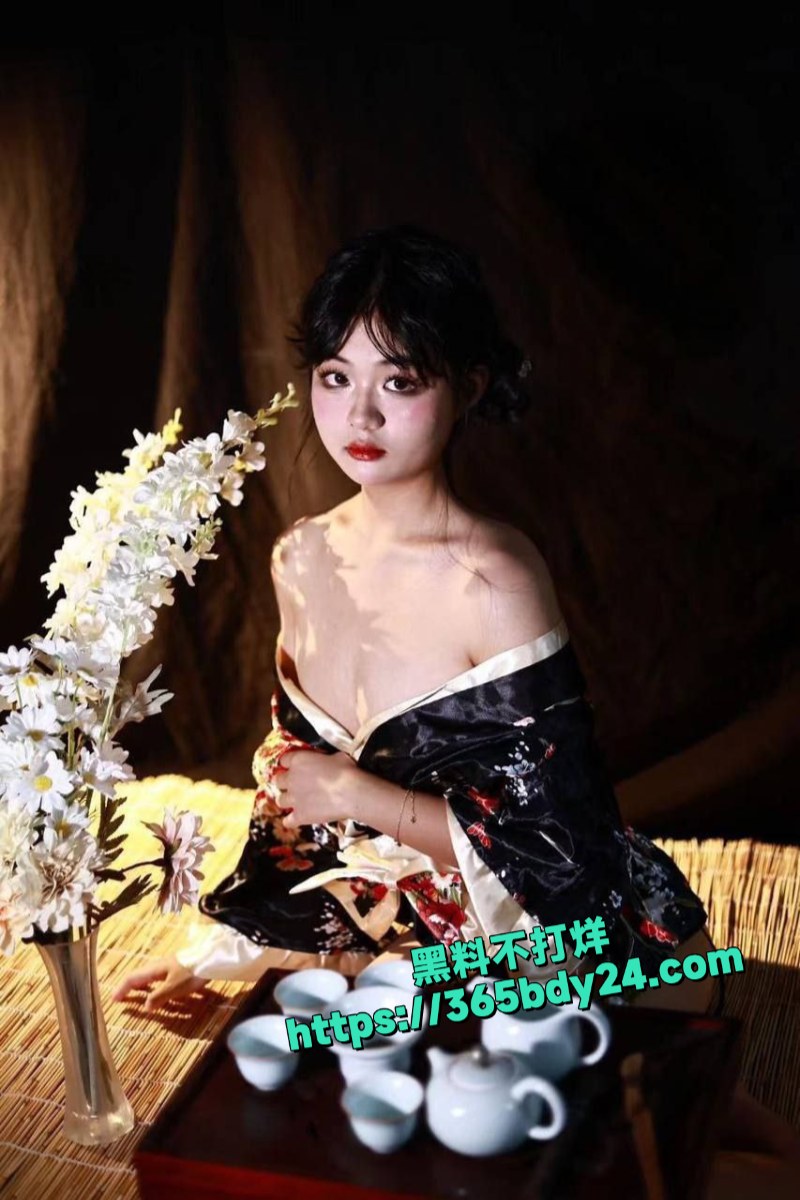 山东菏泽骚鸡白欣蕾私房视频流出 1