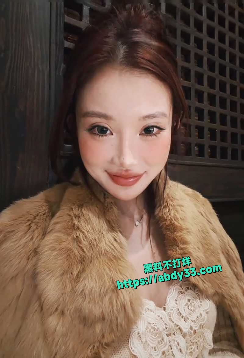 沈阳白富美张露月1
