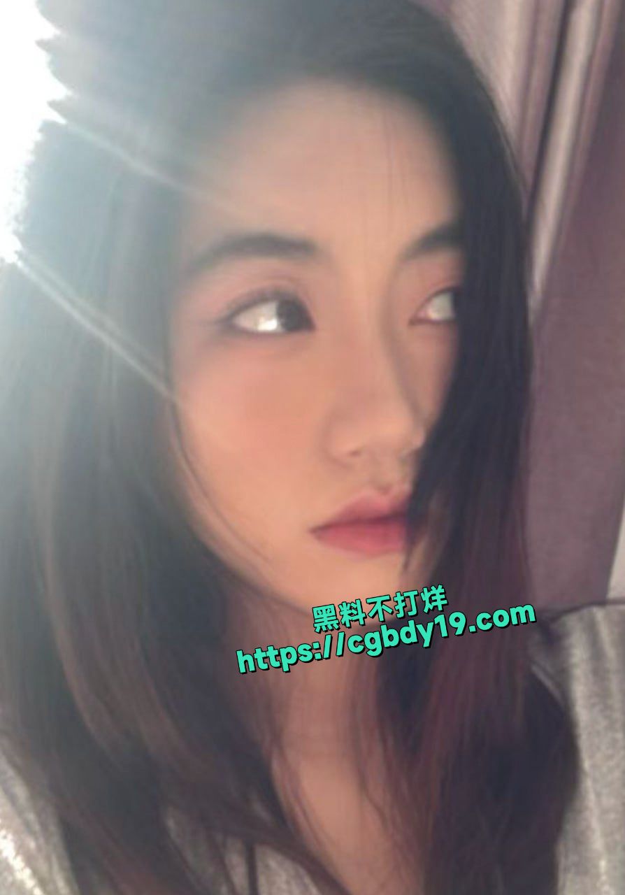 南京清纯女财务陈琳 性爱视频惨遭男友泄密2