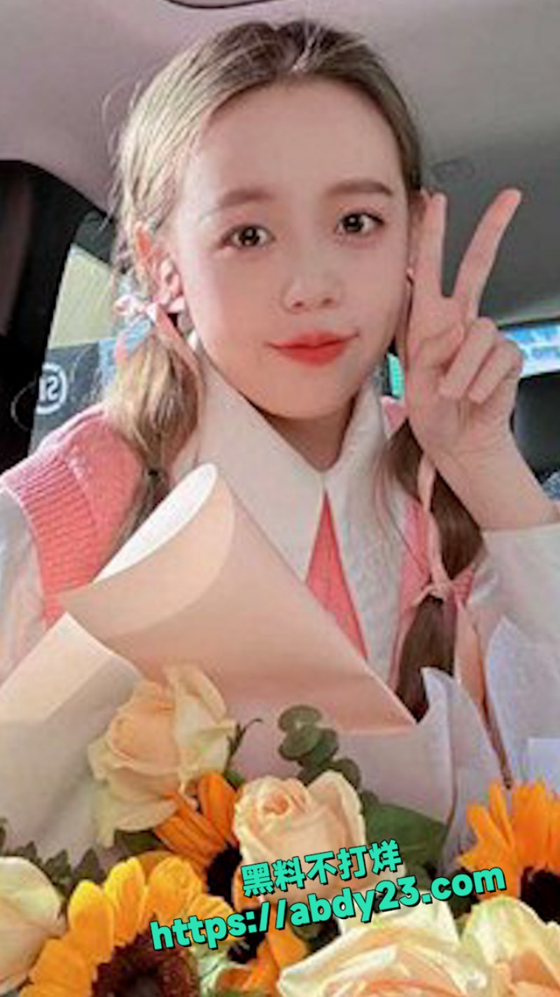 天津可爱女大学生李秋 6