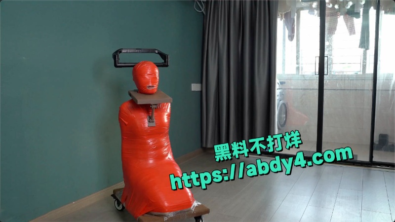 闪闪工作室重磅调教作品人体家具胶带木乃伊 6