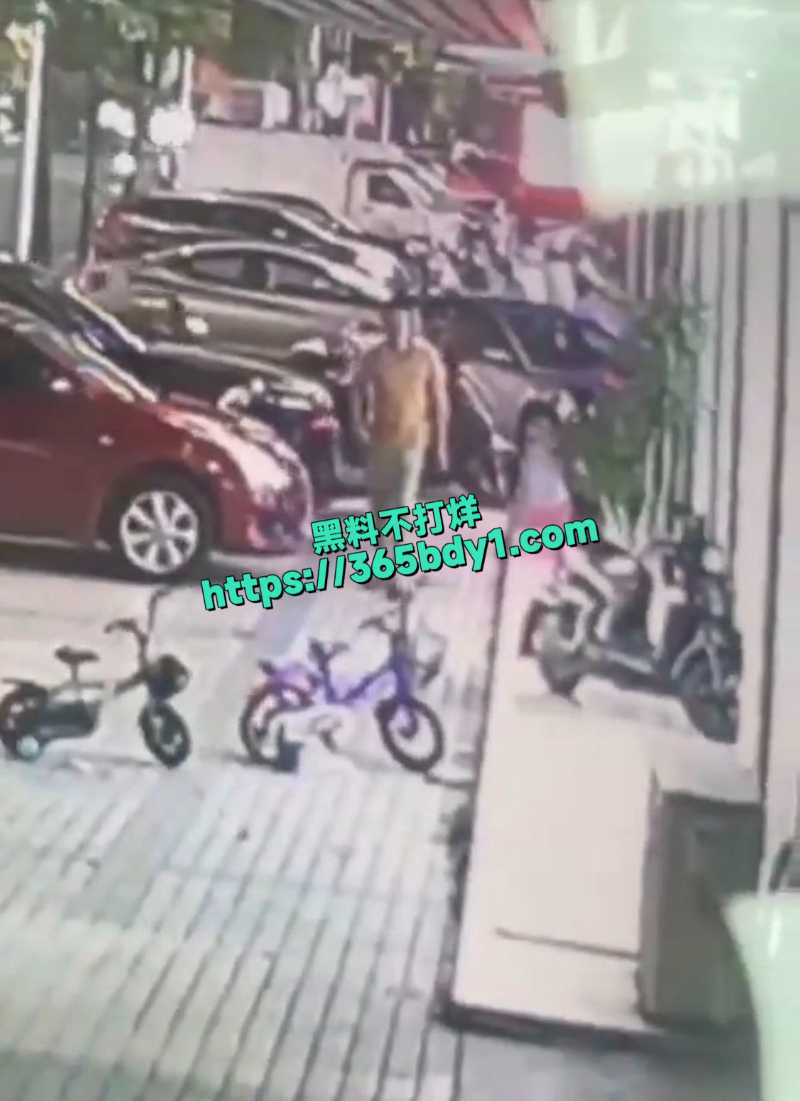 上寮电商园斜对面砍死人了11