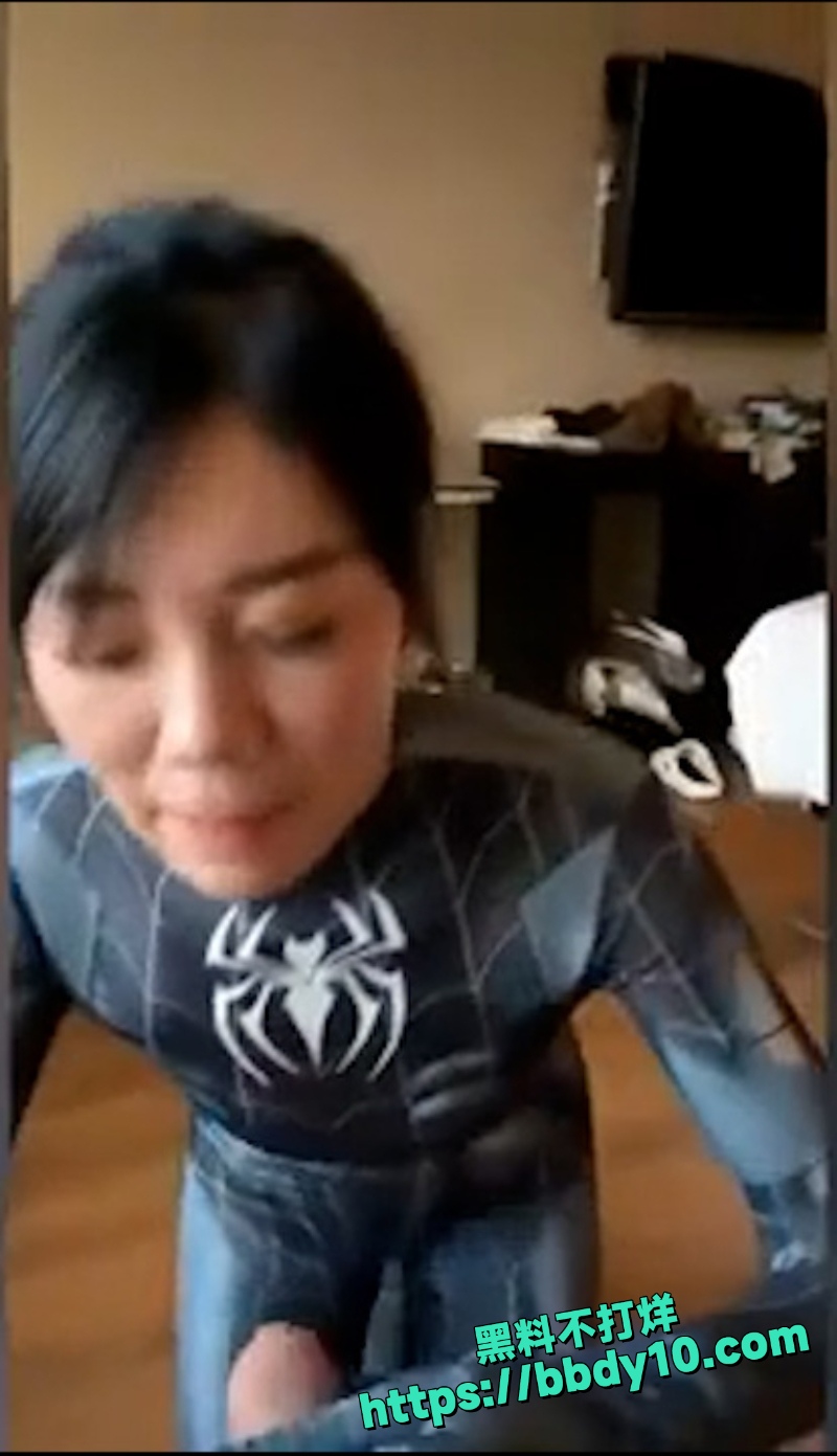 电梯少妇 11