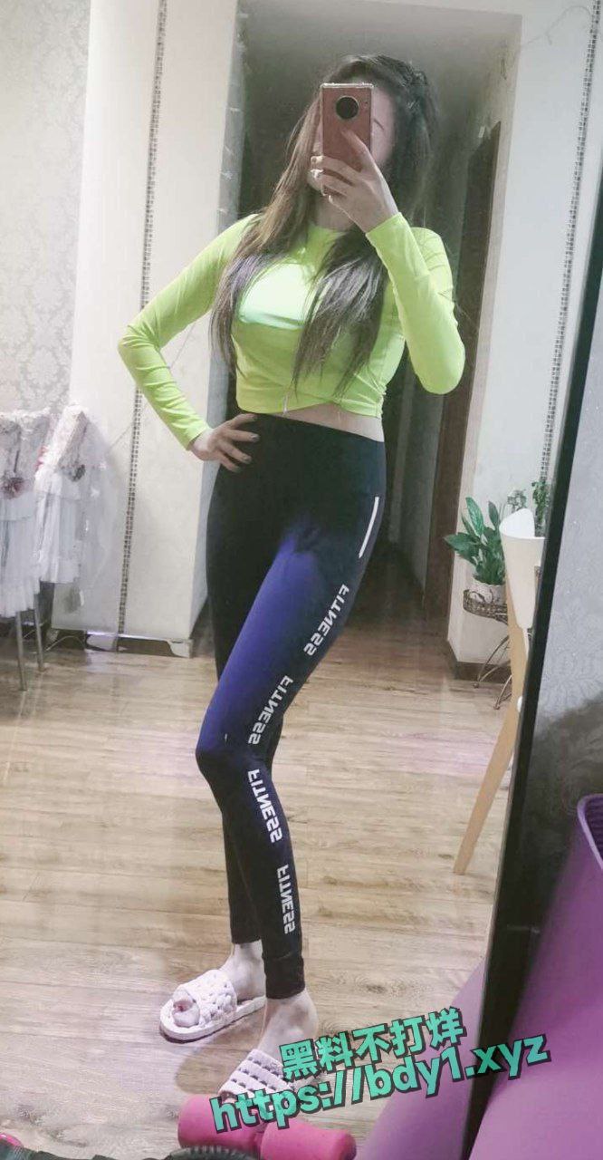 厦门健身教练宋恩慧假借带学员的借口从而钓凯子