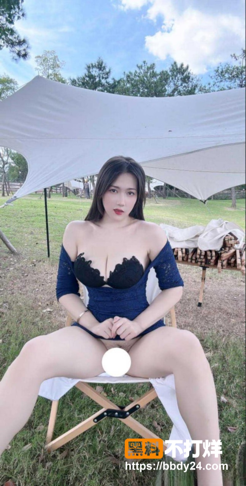 抖音百万网红可可西户外露出4